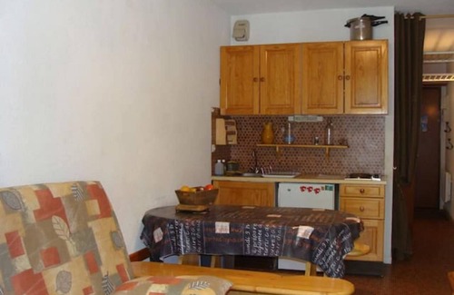 Ax-les-Thermes Apartment | Studio Apartment "Cabine Ax Les 3 Domaines"