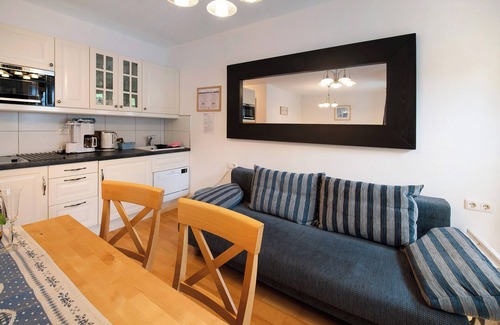 Filzmoos Apartment | Studio Apartment "Haus Lowe Erdgeschoss Nr. 1" with Mountain View & Terrace