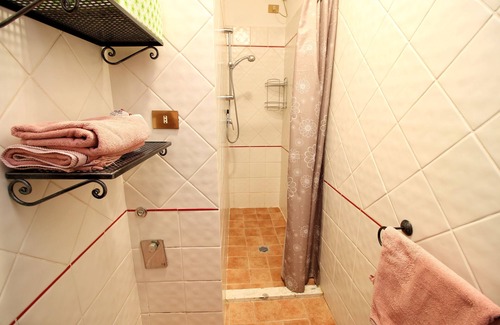 Assisi Apartment | Studio apartment in Assisi The Roman Amphitheater