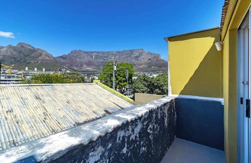 Bo'Kaap Apartment | Studio Apartment in Colourful Bo-kaap