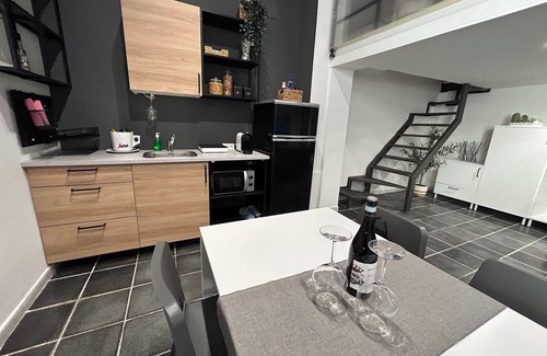 Santa Lucia Apartment | Studio apartment in Ortigia, a stone's throw from the historic center.