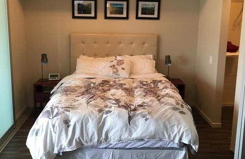 Kelowna Central Business District Condo | Studio apartment in the heart of Kelowna city center