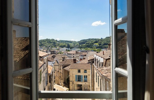 Perigueux Apartment | Studio Apartment 'Le Zèbre' with Wi-Fi