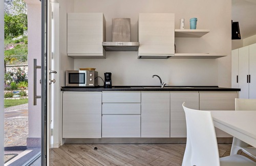 Dro Apartment | Studio Apartment 'Monte Brento Gaggiolo' with Mountain View & Private Garden