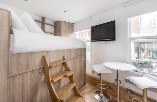 Brompton & Hans Town Apartment | Studio Apartment near Harrods