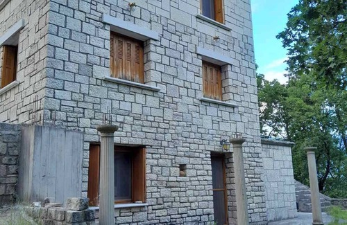 Vatsounia Apartment | Studio Apartment "Tsarouxi Village 2" with Mountain View, Private Terrace & Wi-Fi