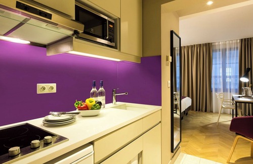 2nd Arrondissement Apartment | STUDIO APARTMENT WITH AIRCON IN OPERA