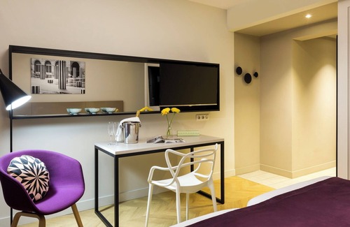 2nd Arrondissement Apartment | STUDIO APARTMENT WITH AIRCON IN OPERA