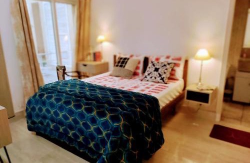 Noida Apartment | Studio Apartment with Green Lawn