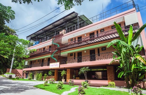Kathu Resort | Studio apartments on a hill