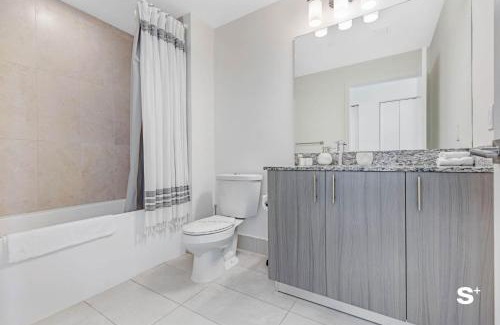 Doral Hotel | Studio Apt in Downtown Doral - Free Parking