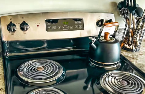 Inman Park Apartment | Studio Apt King Bed | Atlanta Beltline Eastside Trail