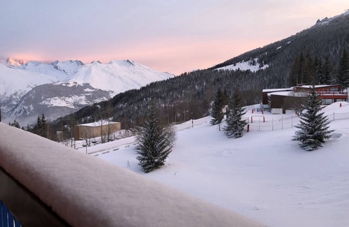 Arc-1800 Apartment | STUDIO ARCS 1800