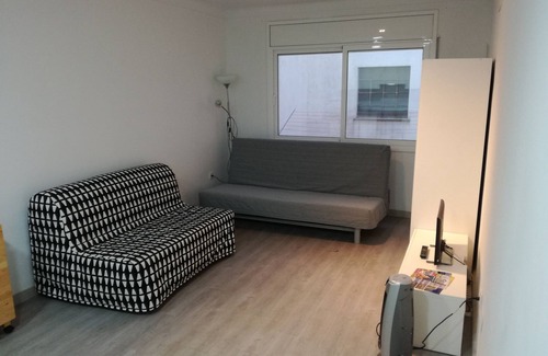 Roses Town Center Apartment | Studio at the Heart of Roses