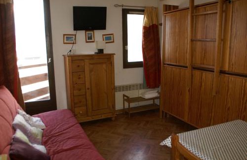 Prapoutel Apartment | Studio au pied des pistes avec balcon et cuisine équipée - FR-1-557-94