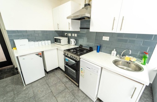Selly Oak Apartment | Studio available close to Queen Elizabeth Hospital