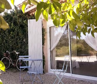 Peyrolles-en-Provence Apartment | Studio avec jardin entre Aix-en-Provence, Luberon et Verdon