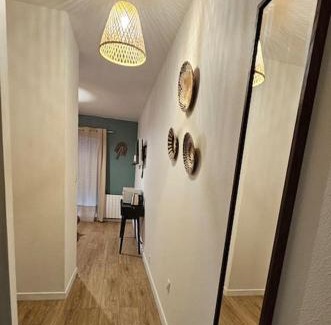 Villenave-d'Ornon Apartment | Studio avec jardin et parking 04