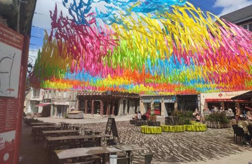 Pontivy Apartment | Studio avec patio en centre-ville