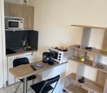 Saint-Pierre Apartment | Studio avec place de parking à la timone