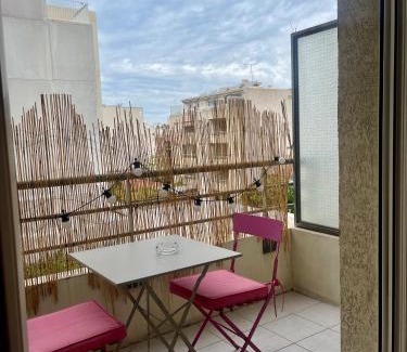 Saint-Pierre Apartment | Studio avec place de parking à la timone