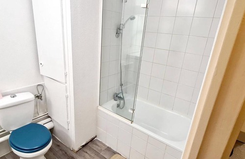 Canardiere Est Apartment | Studio avec terrasse et wifi a Strasbourg