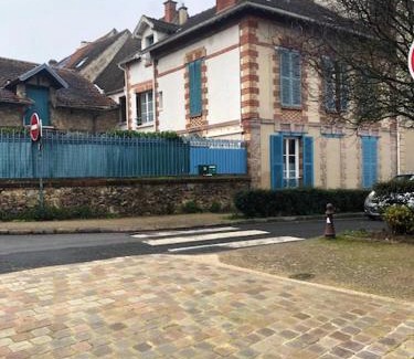 Mareil-Marly Apartment | Studio avec wifi a Mareil Marly