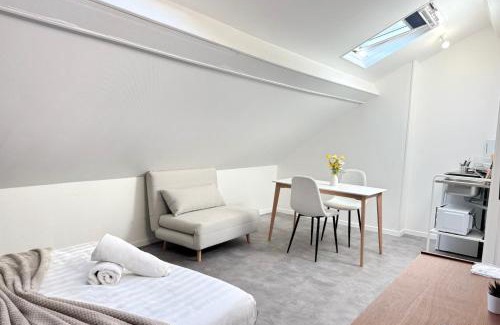 Meaux Apartment | Studio B7 - Centre-Ville Meaux - Proche Disneyland