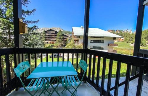 Saint-Etienne-de-Tinee Apartment | Studio balcon vue Alpes pistes de ski à 5 min
