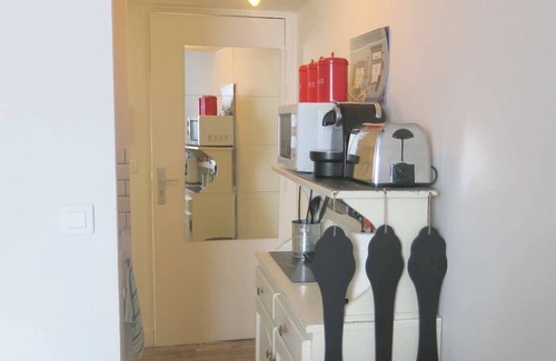 Quartier de la Roquette Apartment | Studio Bastille Lappe CityCosy
