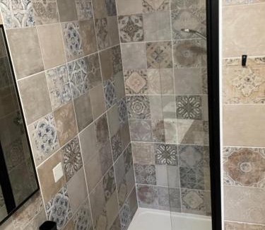 Scionzier Apartment | Studio bien situé & tout équipé dans une maison