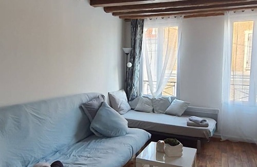La Ferte-sous-Jouarre Apartment | Studio Bord de Marne