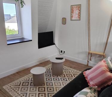 Lannilis Apartment | Studio Bohème Lannilis Proche GR34 et Plages