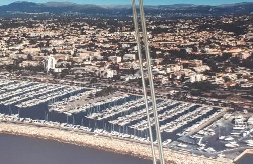 Saint-Laurent-du-Var Apartment | Studio bord de mer