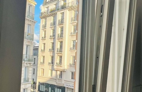 Prince–Marmottan Apartment | Studio Boulogne Billancourt Nord