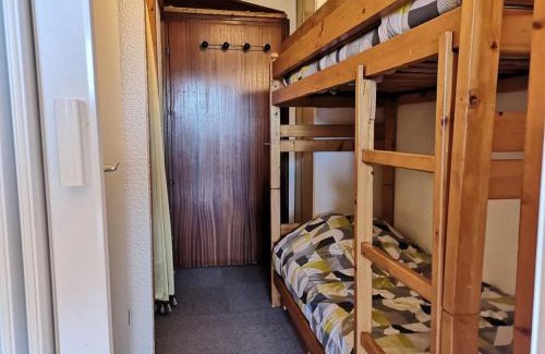 Notre-Dame-de-Bellecombe Apartment | Studio cabine fonctionnel pour 6 pers. au pied des pistes - Parking inclus - FR-1-595-5
