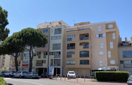 Le Port Apartment | Studio cabin 2* for 4 people, beach 200m, private parking