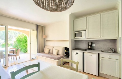 Pont Royal Apartment | Studio + cabin area for 5 people - Selection