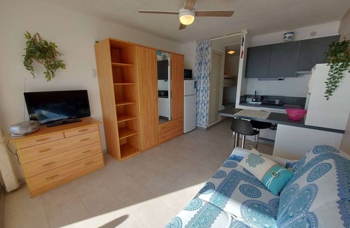 Le Grau-dʼAgde Apartment | Studio cabin for 4, terrace, parking, Grau d'Agde