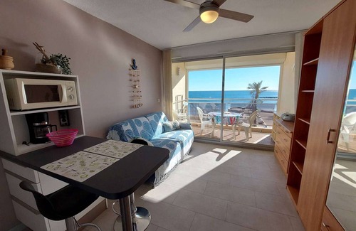 Le Grau-dʼAgde Apartment | Studio cabin for 4, terrace, parking, Grau d'Agde