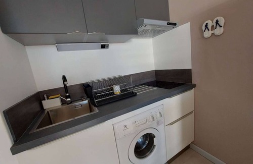 Le Grau-dʼAgde Apartment | Studio cabin for 4, terrace, parking, Grau d'Agde