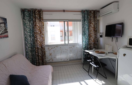 Travo Apartment | Studio cabin near sea and air-conditioned shops