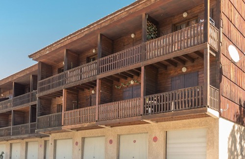 Forville Apartment | Studio cabin with balcony, parking - 4 pers - Briançon