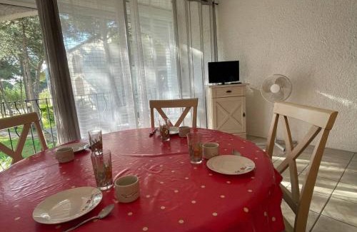 Argeles Plage Apartment | Studio cabine à 200m de la plage, balcon, parking, TV, lave-linge, 4 couchages - Argelès-sur-Mer - FR-1-225-782