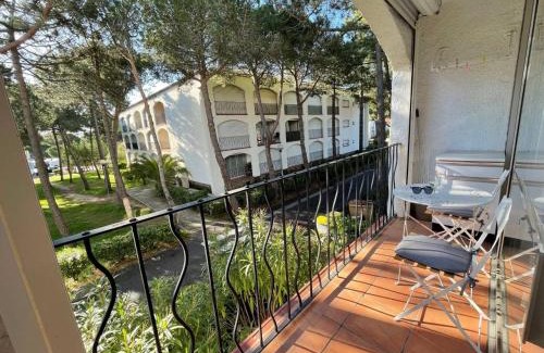 Argeles Plage Apartment | Studio cabine 4 couchages AR490-022