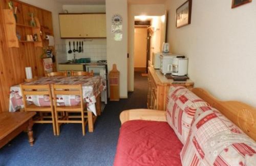 La Ferriere Apartment | Studio cabine au Pleynet avec balcon, près des pistes - FR-1-557A-2
