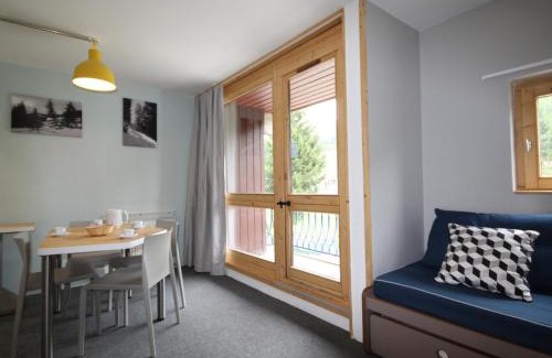 Arc-1800 Apartment | Studio cabine rénové pour 5 pers. avec balcon, au calme, proche Transarc et commerces, Wifi inclus - FR-1-346-355