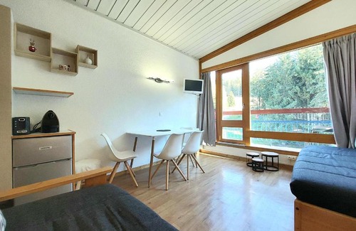 Arc-1800 Apartment | Studio Cabine au Pied des Pistes - Balcon, Wifi Gratuit, Parking Proche - FR-1-346-434