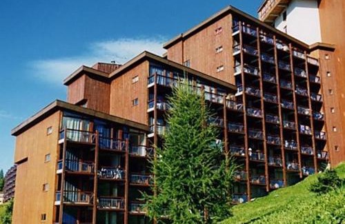 Arc-1800 Apartment | Studio cabine 4 pers, proche centre, balcon - FR-1-346-457