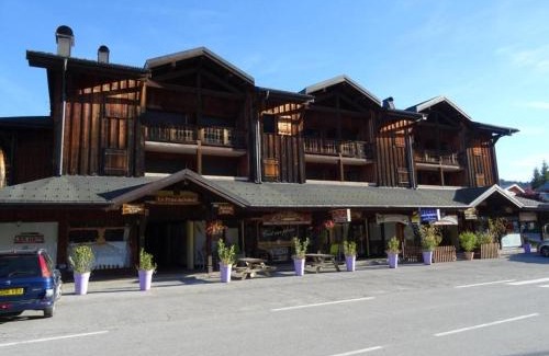Les Gets Apartment | Studio cabine lumineux aux Gets, 4 pers, proche piste et commerces, parking privé - FR-1-802-58